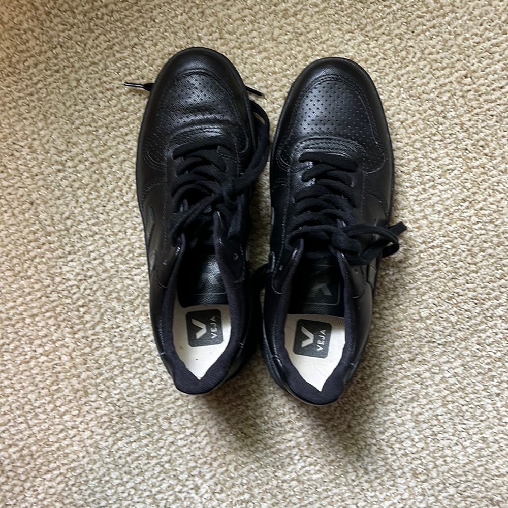 Black on black Veja sneakers